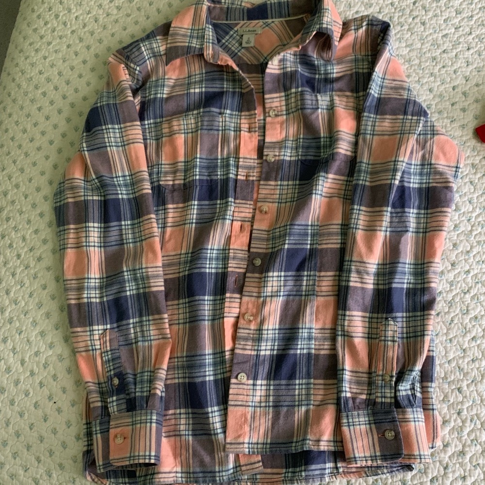 Never worn LLBean flannel